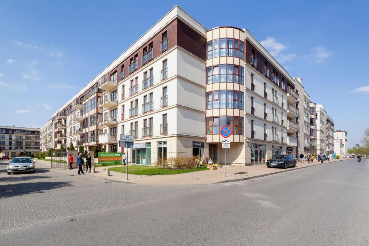 Wonderful Apartment Garden Residence By Noclegi Renters Krakkó Kültér fotó